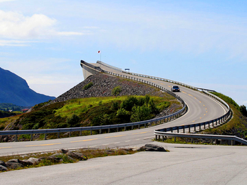 Необычные сооружения нашей планеты: Сторсезандетский мост, Норвегия