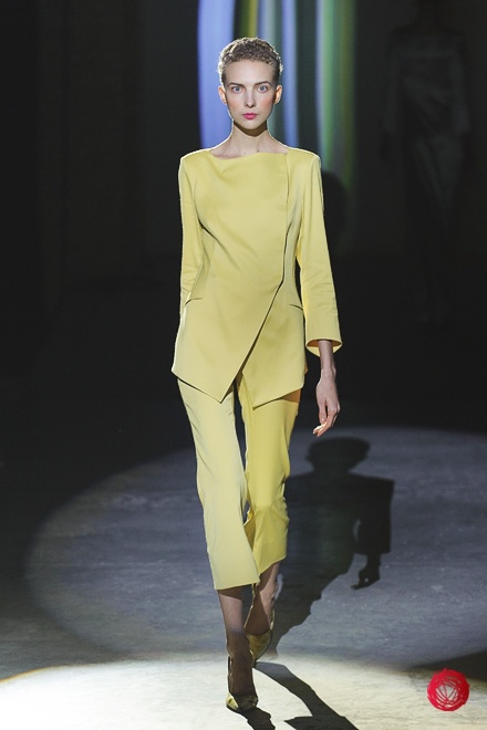 показ Elena REVA