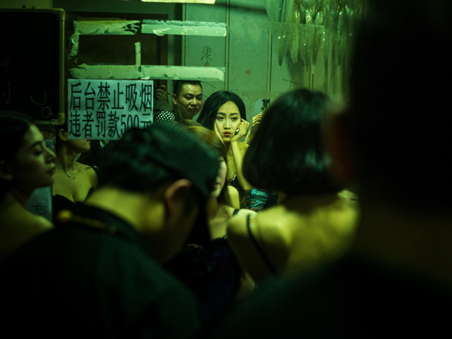 У Києві покажуть фотопроект про закулісне життя китайських нічних клубів
