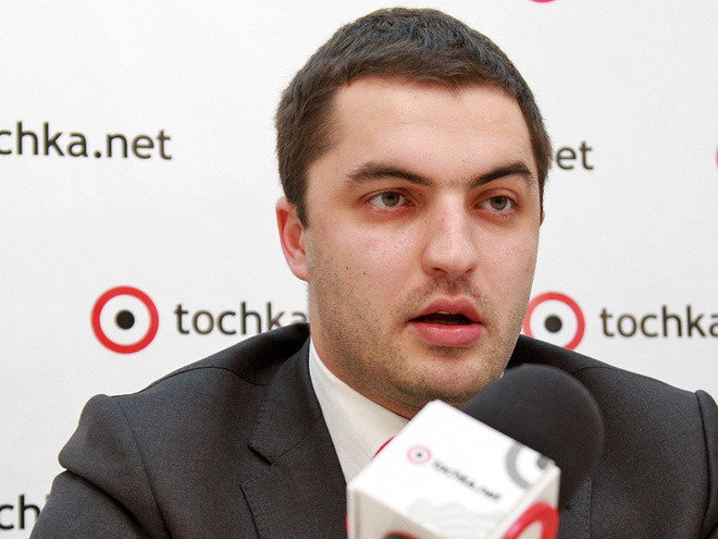 Євген Ларін