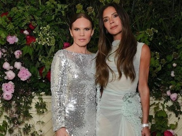 Вікторія Бекхем запостила дитячі фото з молодшою ​​сестрою