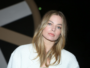 Найстильніша зачіска на День святого Валентина: демонструє Марго Роббі