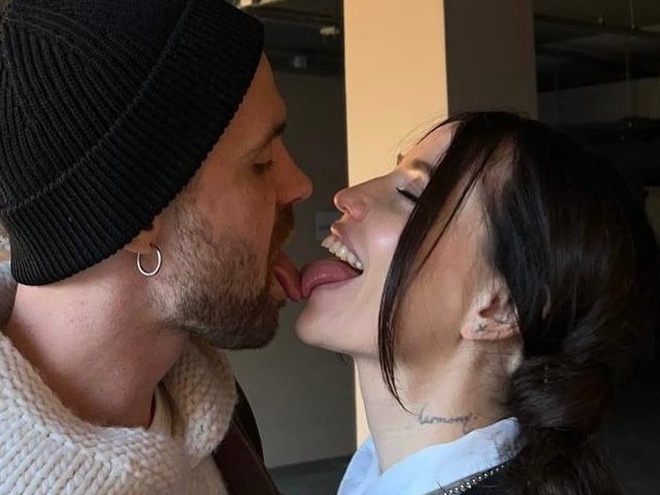 Дорофєєва замилувала романтикою з Кацуріним на домашніх і прогулянкових кадрах