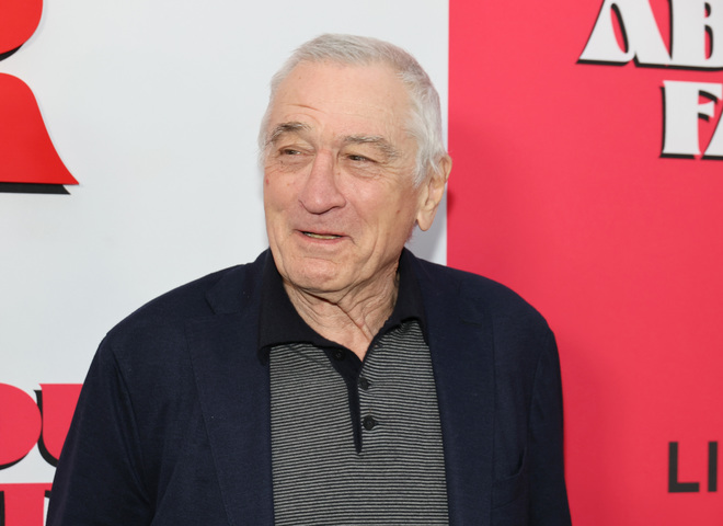 79-річний Роберт де Ніро показав сьому дитину і розсекретив її маму