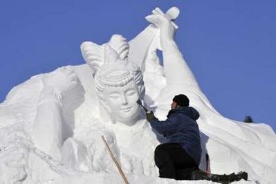 из снега и льда(КРУТЬ)