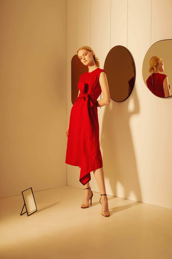 Женственные образы сезона SS19
