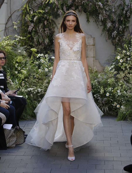 Сукня-каскад