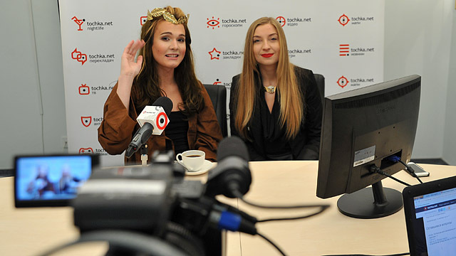 Борис Апрель