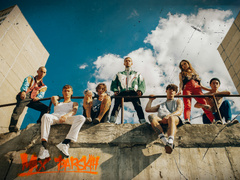 звезды устроили флешмоб в поддержку нового альбома Макса Барских