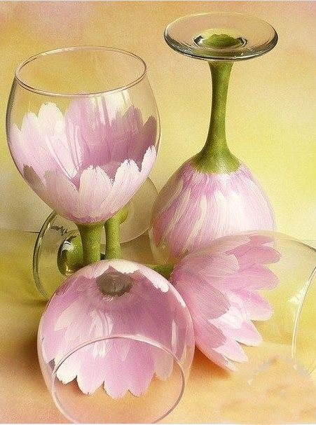 Необычные бокалы с цветами