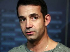 Дмитрий Певцов