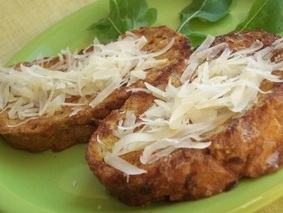 Гренки из хлеба с яйцом и сыром Гренки из хлеба с яйцом и сыром