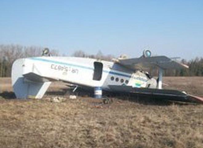 Самолет Ан-2, разбившийся возле Малина в марте