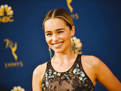 Эмилия Кларк