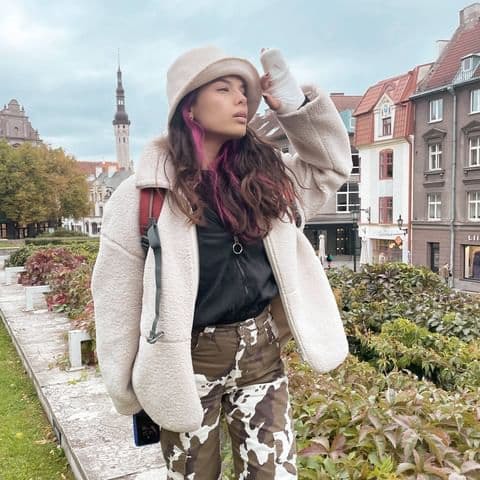 Michelle Andrade сломала руку