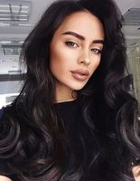 Увеличить губы с помощью макияжа