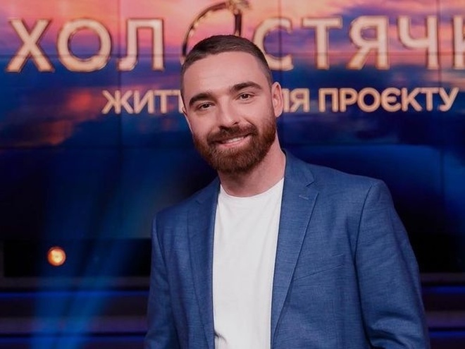 Фіналіст «Холостячки» Олексій Тригубенко вперше засвітив кохану на фото з хрещення їхнього тримісячного сина
