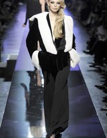 Жан Поль Готье пропагандирует роскошь