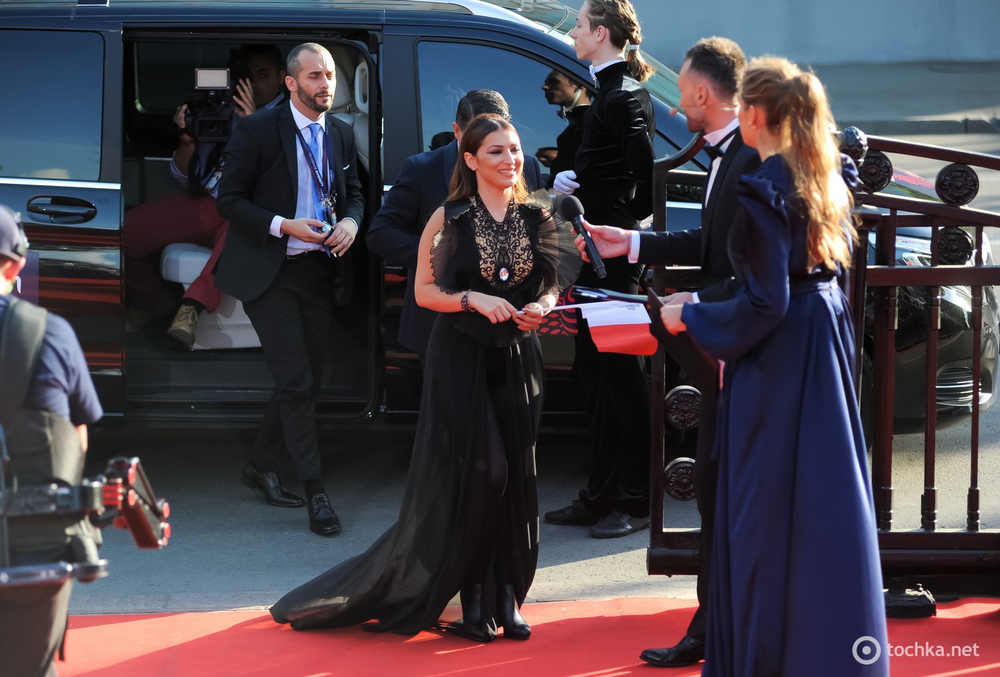 Євробачення 2017: червона доріжка в Києві (фото, відео)