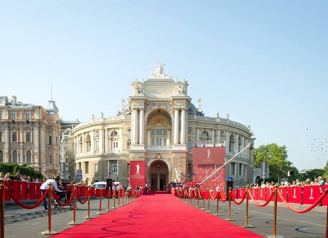 Закрытие Одесского кинофестиваля 2017: красная дорожка и церемония
