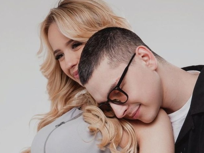 Виконавець хіта «Провела екскурсію» Парфенюк уперше став батьком