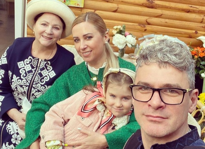 Тоня Матвієнко привітала з 8-річчям доньку від шлюбу з Арсеном Мірзояном