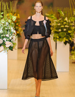 Показ Andre TAN