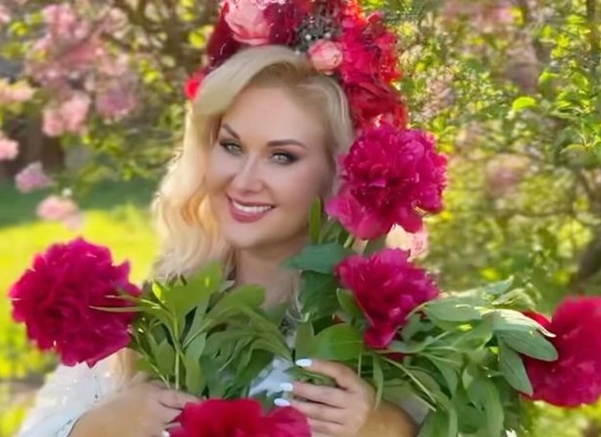 Катерина Бужинська показала, як відсвяткувала 44-річчя з чоловіком-болгарином та дітьми