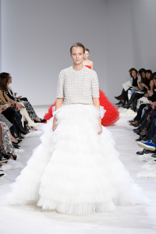 Giambattista Valli Spring 2016 Couture