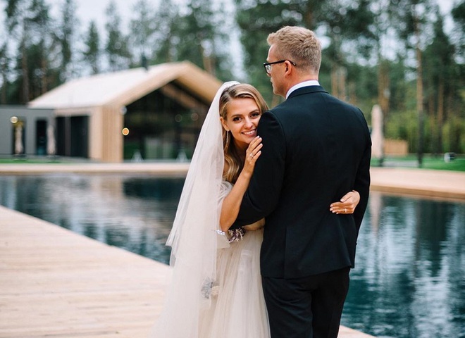 Сладко и тепло: где проведет медовый месяц ведущая "Ревизора Х"