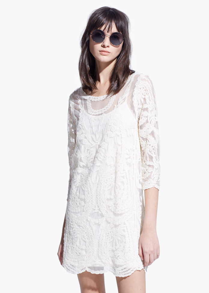 Що носити навесні: плаття в стилі бохо