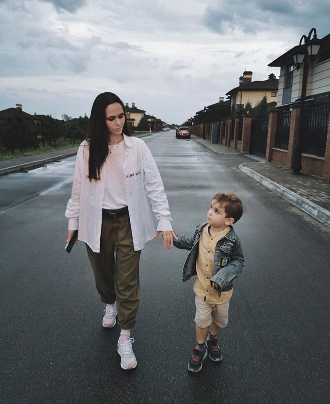 Юлия Санина с сыном