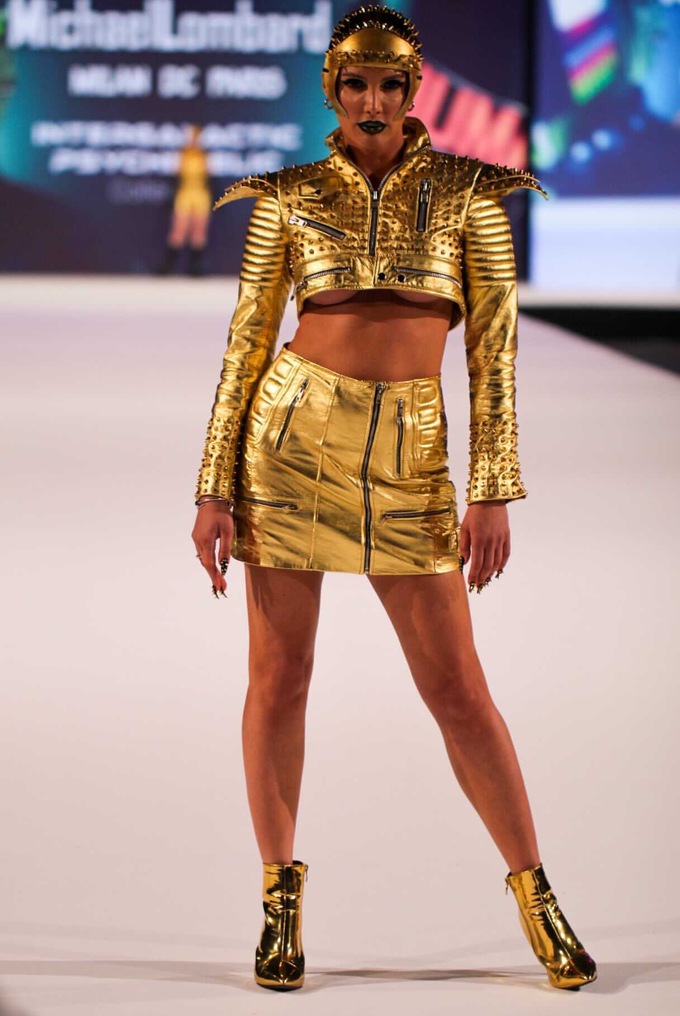 Анна Гомонова приняла участие в Неделе моды в Дубае