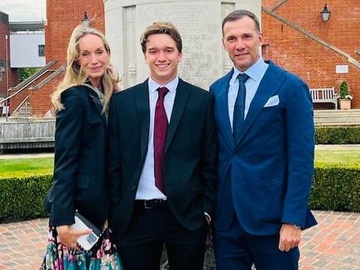 Андрій Шевченко із дружиною публічно звернулися до старшого сина з нагоди його 19-річчя