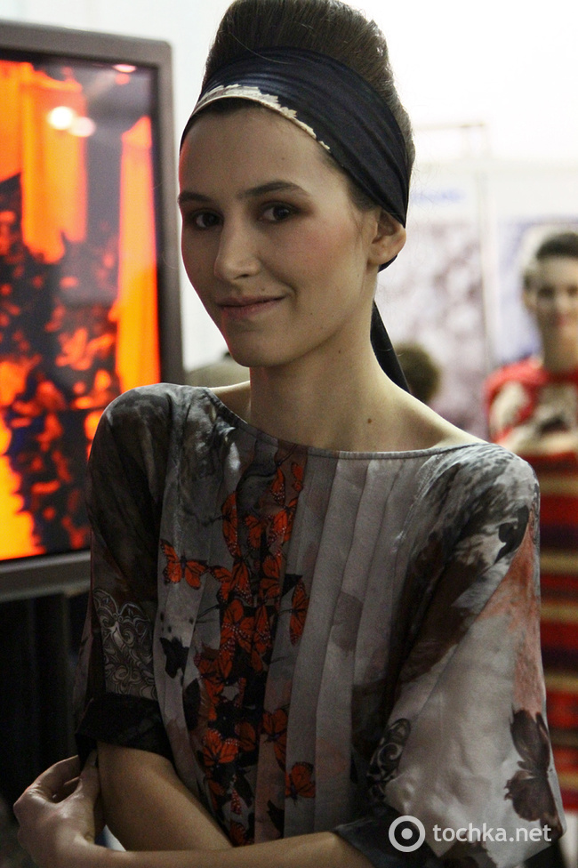 Бэкстейдж третьего дня UFW: JULIA AYSINA