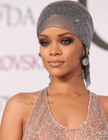 Ріанна: б'юті-образи іменинниці