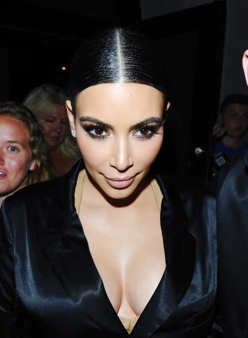 Зірки з "запеченим" макіяжем