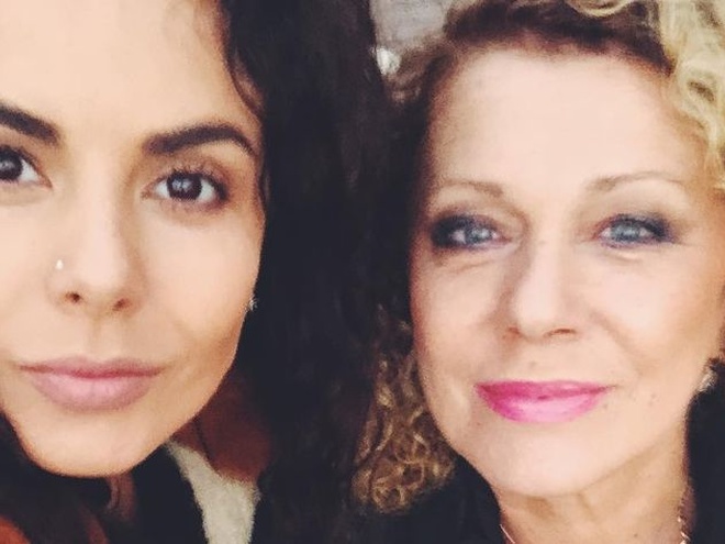 Каменських показала рідкісну зустріч із мамою: чим займалися родички