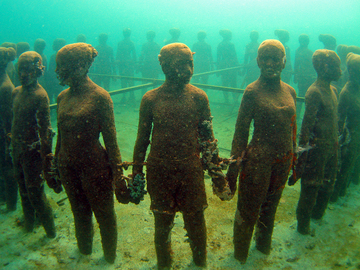 Подводные скульптуры на острове Гренада