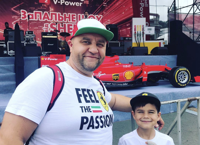 Актер "Dizel Студио" Егор Крутоголов станет отцом во второй раз