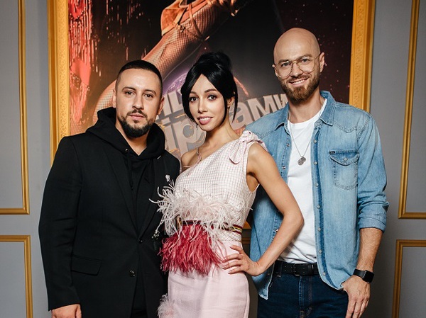 Танці з зірками