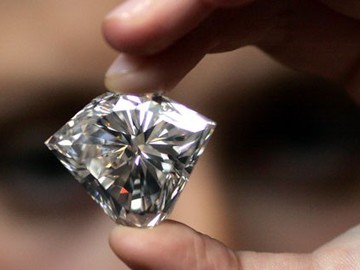 Christie’s  продає діамант за $5 млн.