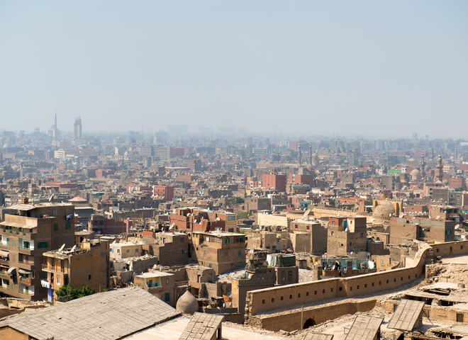 Інша сторона Каїра: як живе місто сміттярів