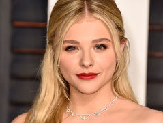 Хлоя Морець (Cover)