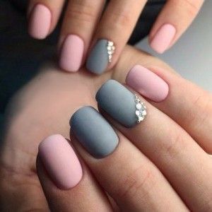 Манікюр з великими блискітками