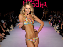 Купальники 2010