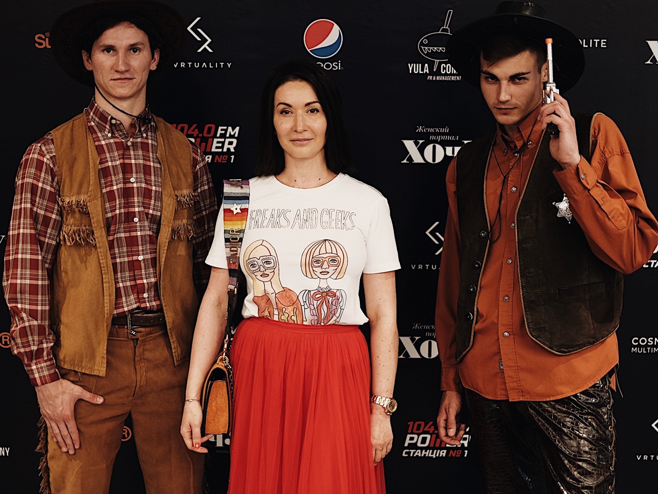 В Киеве прошла селебритиз-презентация игры RevolVR "Дикий запад"