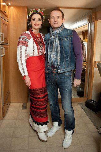 Оксана Марченко с мужем съездила в монастырь (фото ...