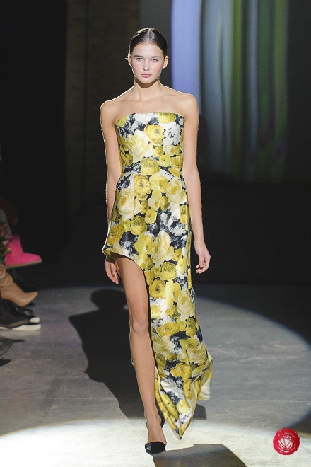 показ Elena REVA