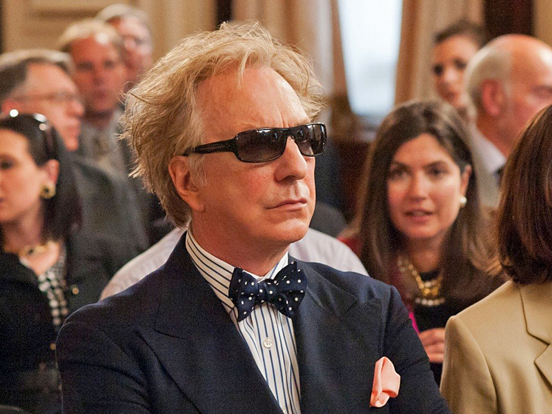 кадри з фільму Гамбіт